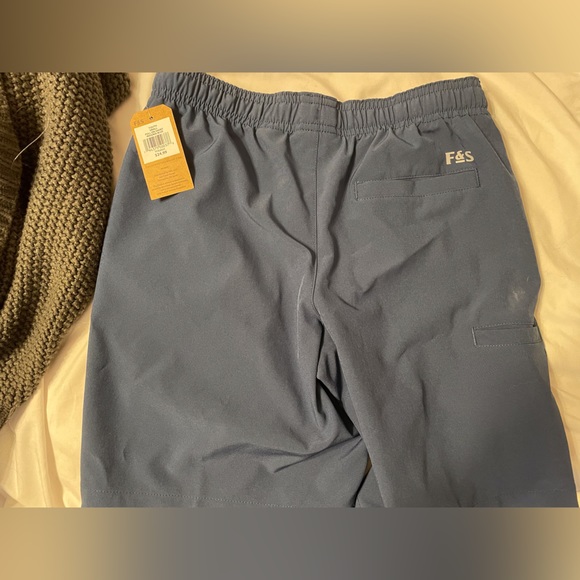 BOYS SMALL FIELD & STREAM SHORTS - Picture 2 of 3